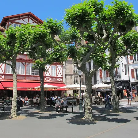 Apartment Duplex Inverse A 160m De La Plage Avec Wifi, Balcon Et Ascenseur - Fr-1-4-695